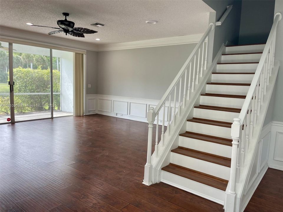 For Rent: $4,000 (3 beds, 2 baths, 1820 Square Feet)