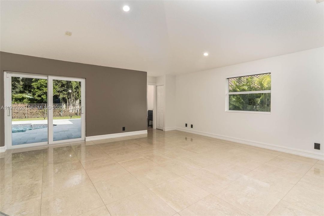 For Rent: $9,500 (4 beds, 3 baths, 3300 Square Feet)