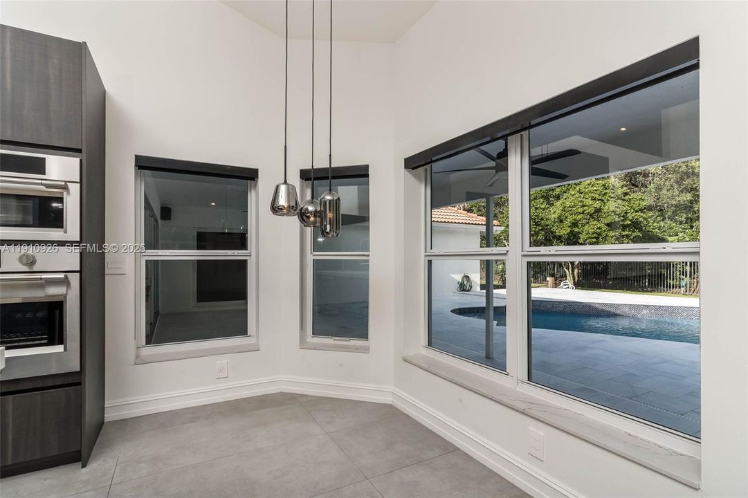 For Rent: $9,500 (4 beds, 3 baths, 3300 Square Feet)