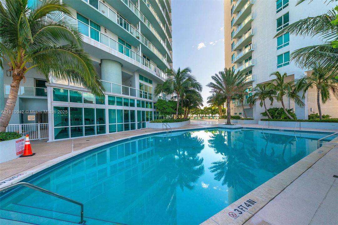 待售: $864,999 (3 贝兹, 3 浴室, 1494 平方英尺)