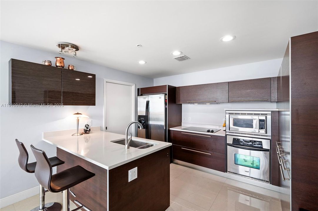 待售: $864,999 (3 贝兹, 3 浴室, 1494 平方英尺)