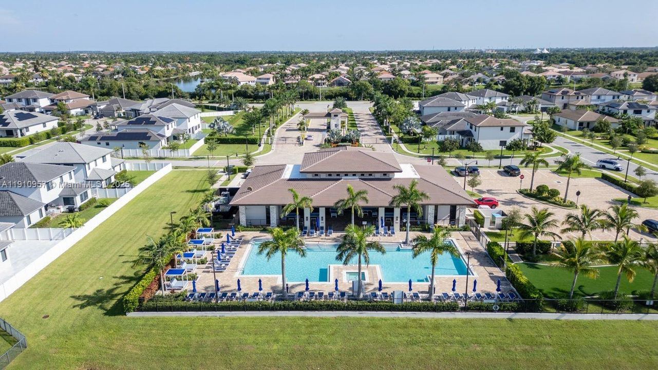 For Sale: $1,450,000 (5 beds, 4 baths, 3381 Square Feet)