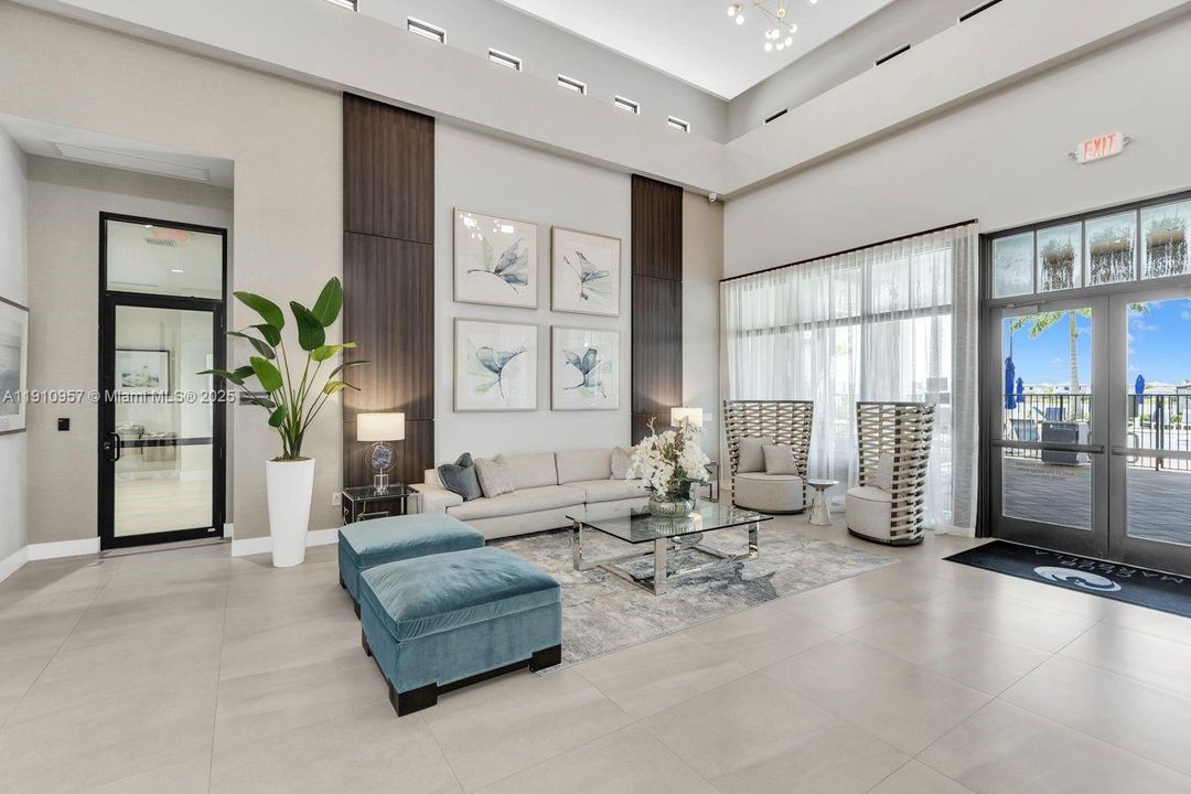 For Sale: $1,450,000 (5 beds, 4 baths, 3381 Square Feet)