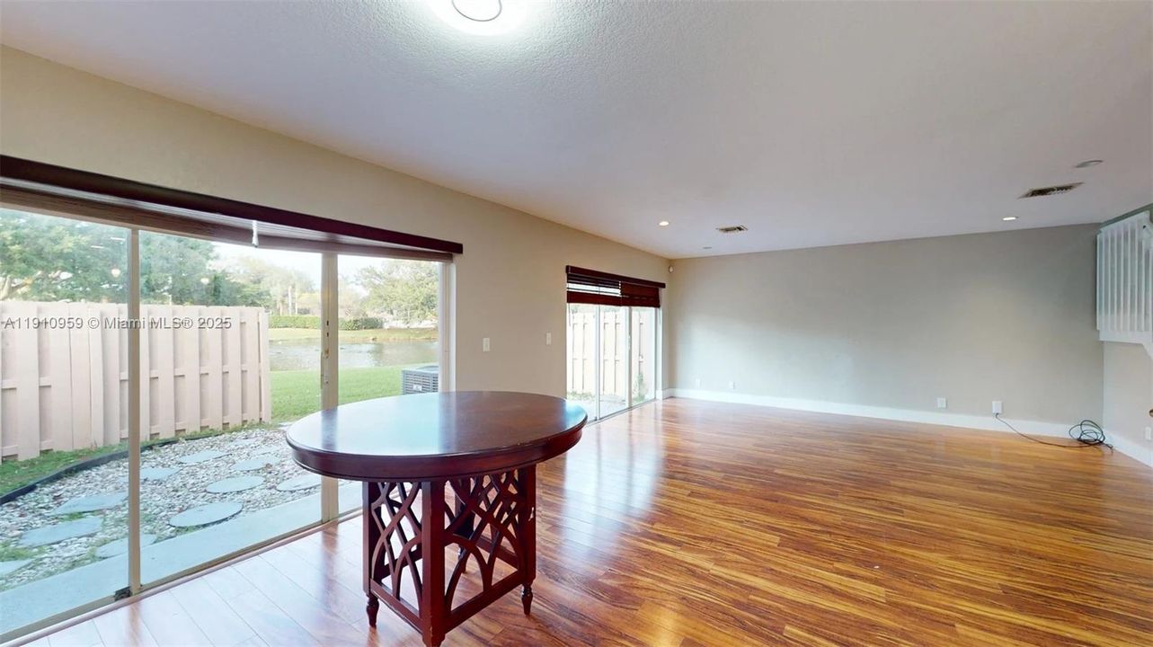 For Rent: $3,400 (3 beds, 2 baths, 1648 Square Feet)