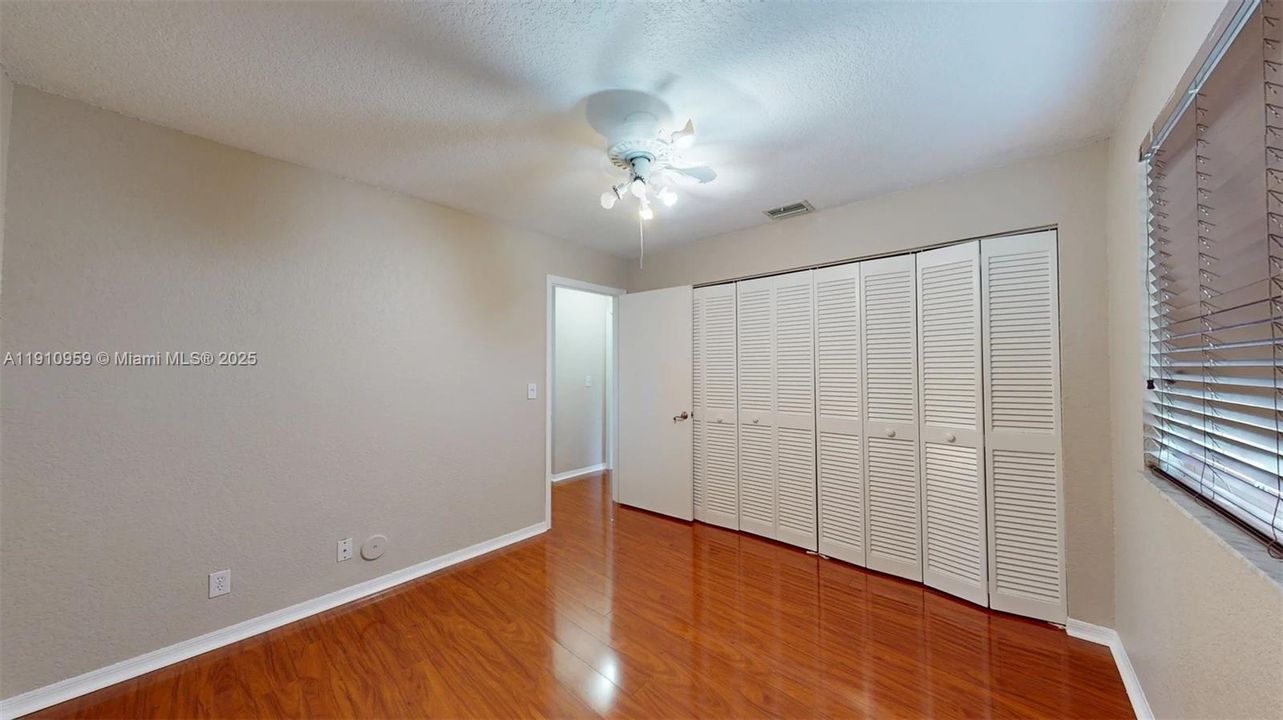 For Rent: $3,400 (3 beds, 2 baths, 1648 Square Feet)