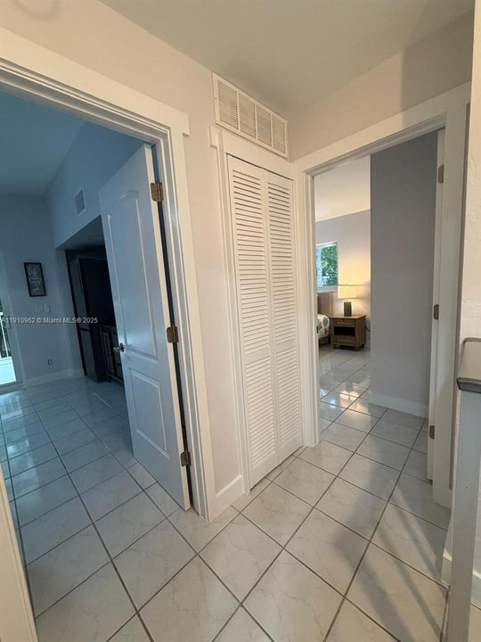 For Rent: $1,900 (1 beds, 1 baths, 0 Square Feet)