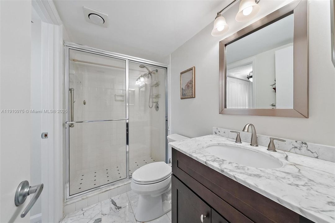 For Rent: $5,500 (2 beds, 2 baths, 1500 Square Feet)