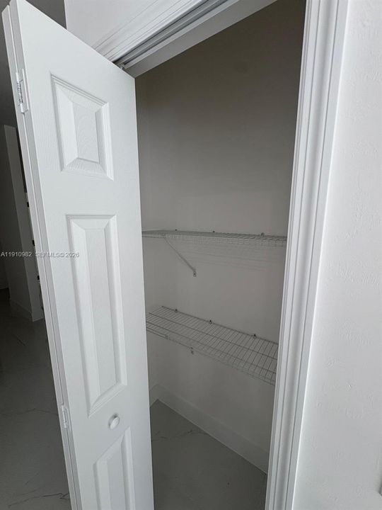 Recently Rented: $1,800 (3 beds, 2 baths, 0 Square Feet)