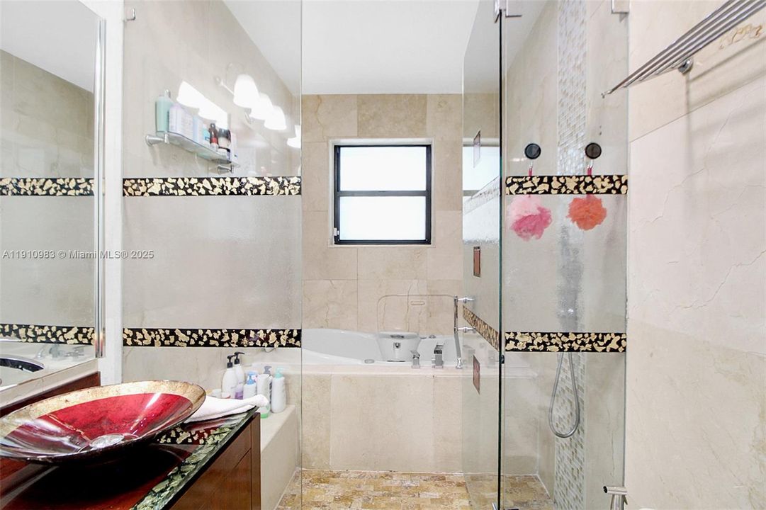 For Sale: $740,000 (3 beds, 2 baths, 1889 Square Feet)