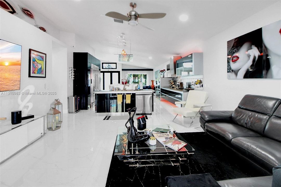 For Sale: $740,000 (3 beds, 2 baths, 1889 Square Feet)