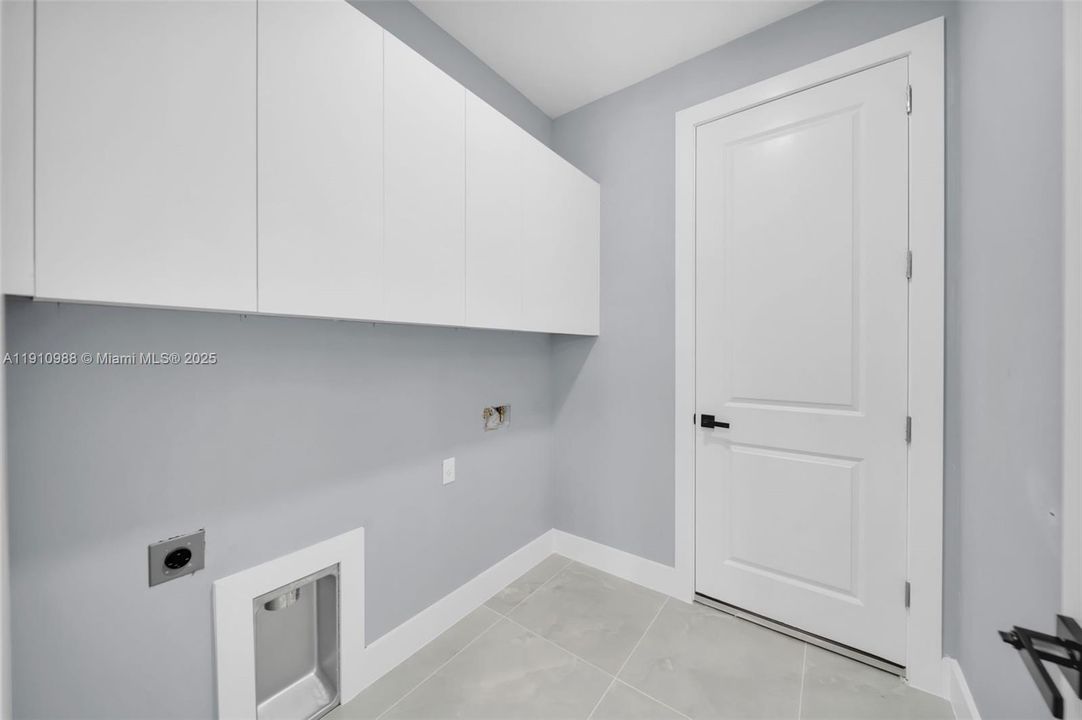 待售: $410,000 (3 贝兹, 2 浴室, 0 平方英尺)