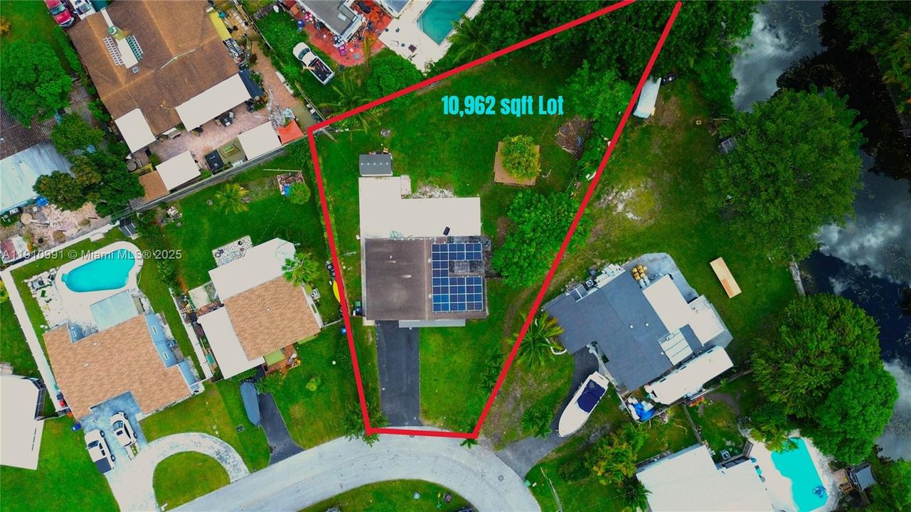 На продажу: $465,000 (4 спален, 3 ванн, 1472 Квадратных фут)