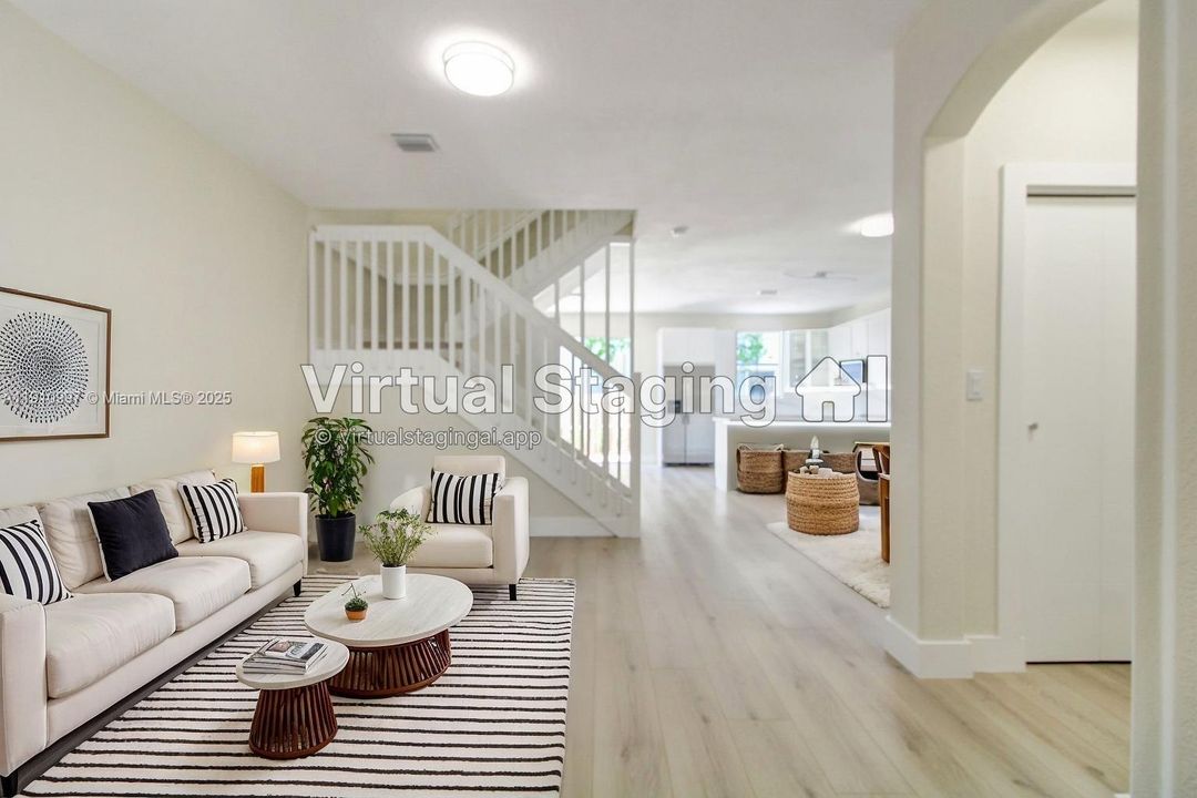 En Venta: $675,000 (3 camas, 2 baños, 1683 Pies cuadrados)