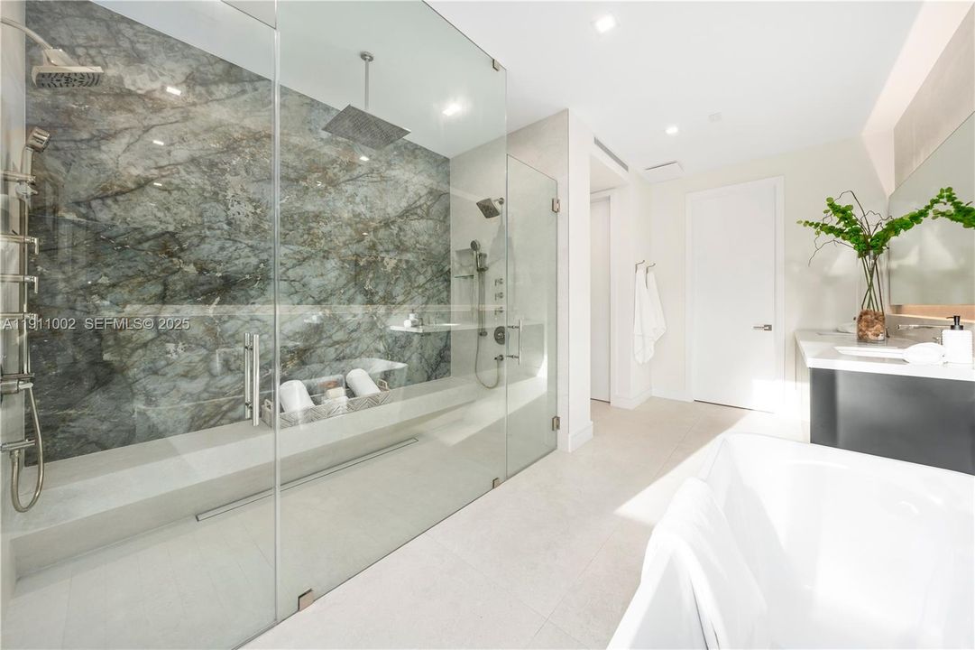 En Venta: $6,500,000 (6 camas, 7 baños, 5328 Pies cuadrados)