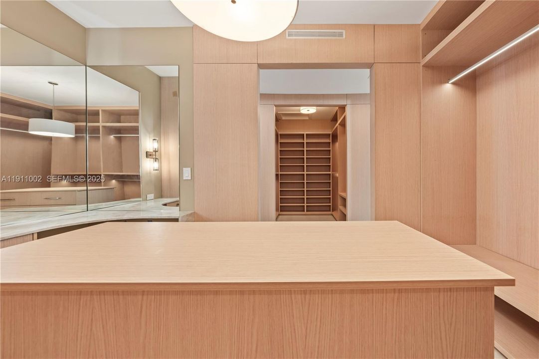 En Venta: $6,500,000 (6 camas, 7 baños, 5328 Pies cuadrados)