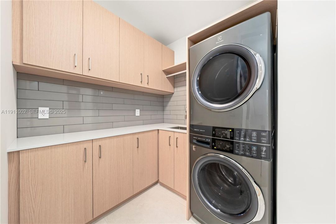 En Venta: $6,500,000 (6 camas, 7 baños, 5328 Pies cuadrados)