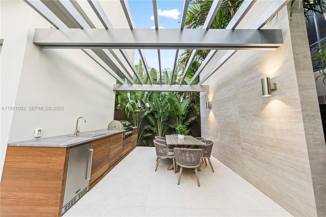 En Venta: $6,500,000 (6 camas, 7 baños, 5328 Pies cuadrados)