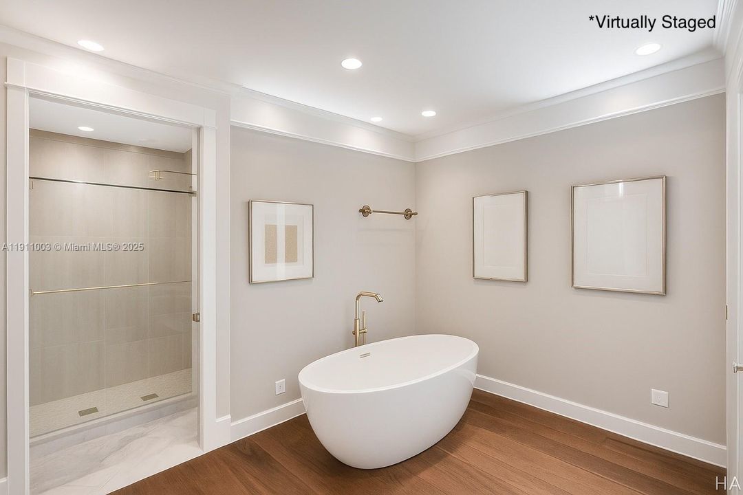 合同活跃: $2,800 (2 贝兹, 1 浴室, 1420 平方英尺)