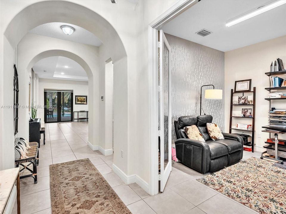 For Rent: $7,500 (4 beds, 3 baths, 2720 Square Feet)