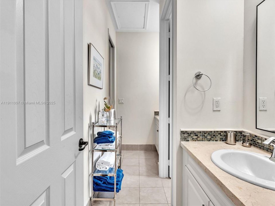 For Rent: $7,500 (4 beds, 3 baths, 2720 Square Feet)