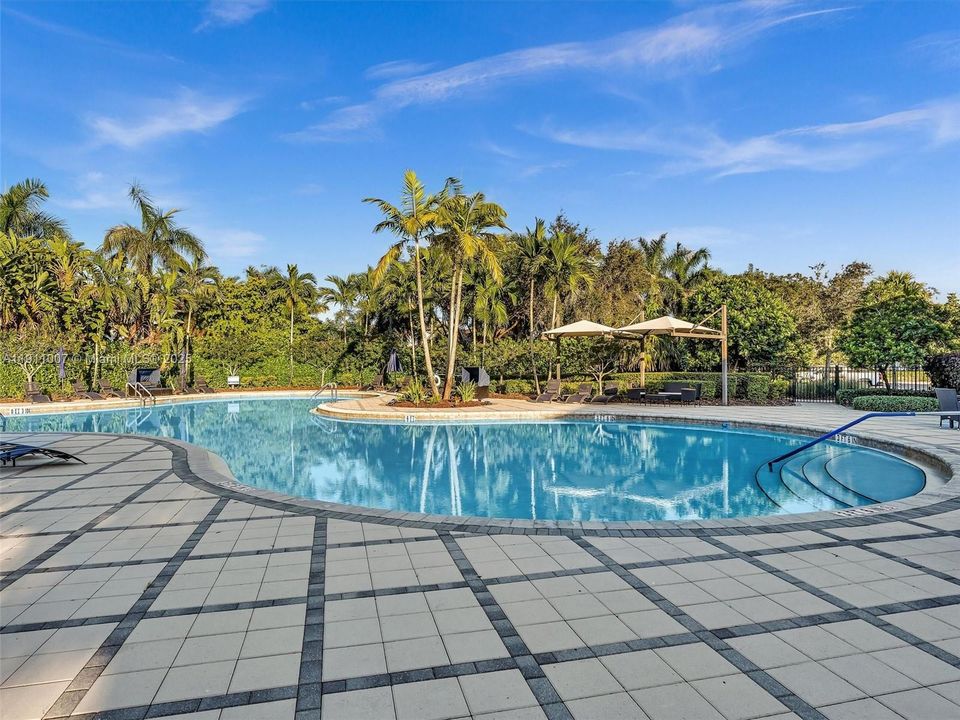 For Rent: $7,500 (4 beds, 3 baths, 2720 Square Feet)