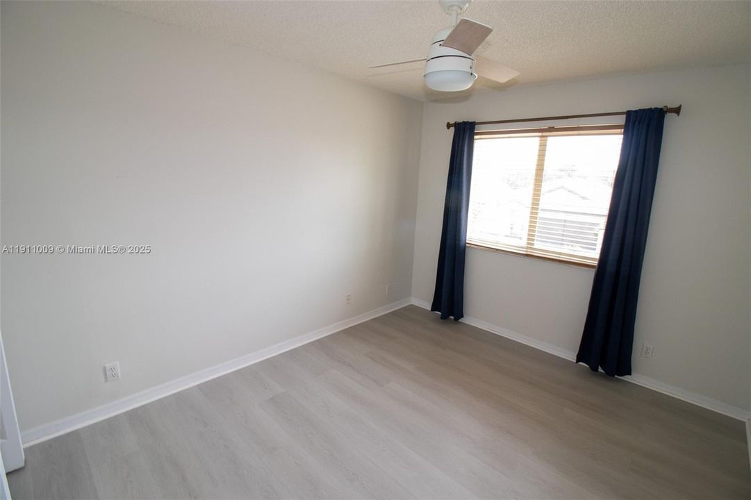 Active With Contract: $3,800 (4 beds, 2 baths, 2207 Square Feet)