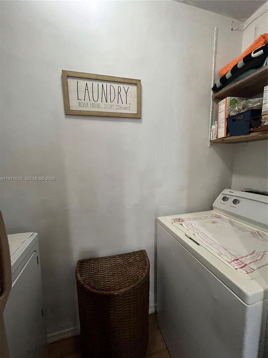 En Venta: $484,000 (3 camas, 2 baños, 1225 Pies cuadrados)