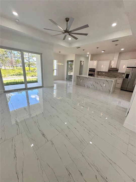 На продажу: $375,000 (3 спален, 2 ванн, 0 Квадратных фут)