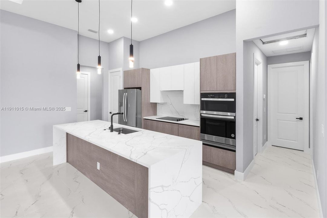 На продажу: $509,900 (4 спален, 2 ванн, 0 Квадратных фут)