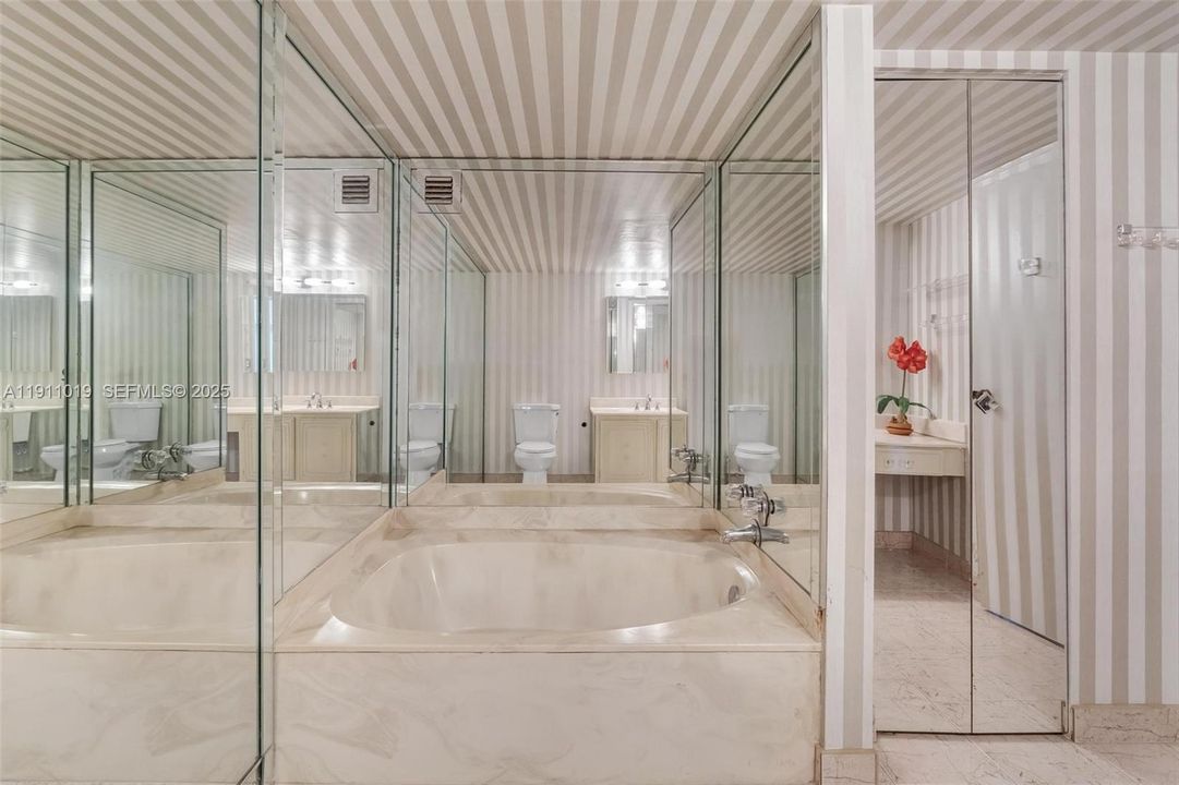 800 Parkview Dr., Unit #1021, Oceanview Park Condo, Hallandale Beach, Three Islands, FL 33009. For Sale.