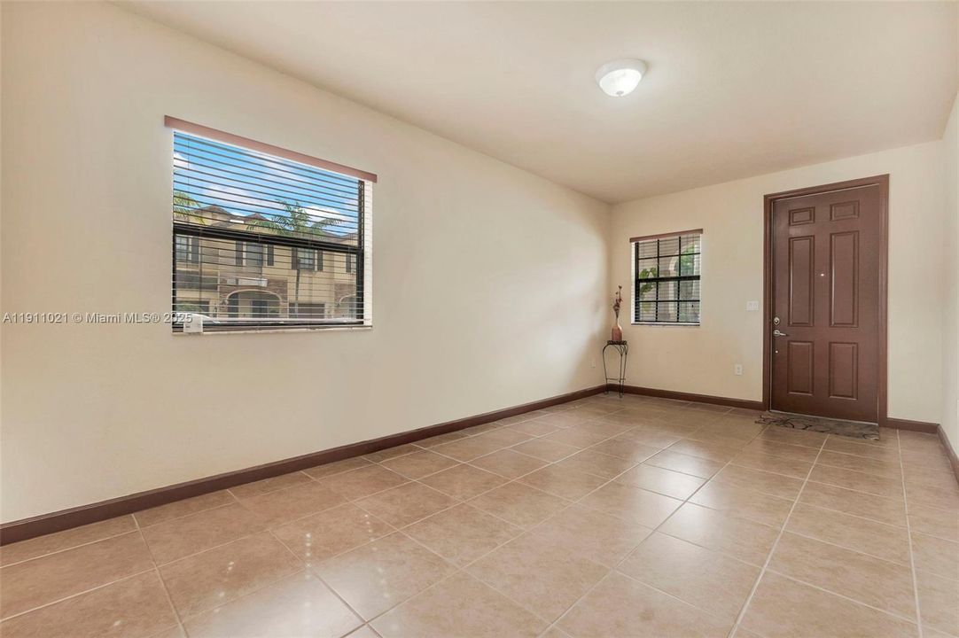 Active With Contract: $359,900 (4 beds, 2 baths, 1683 Square Feet)