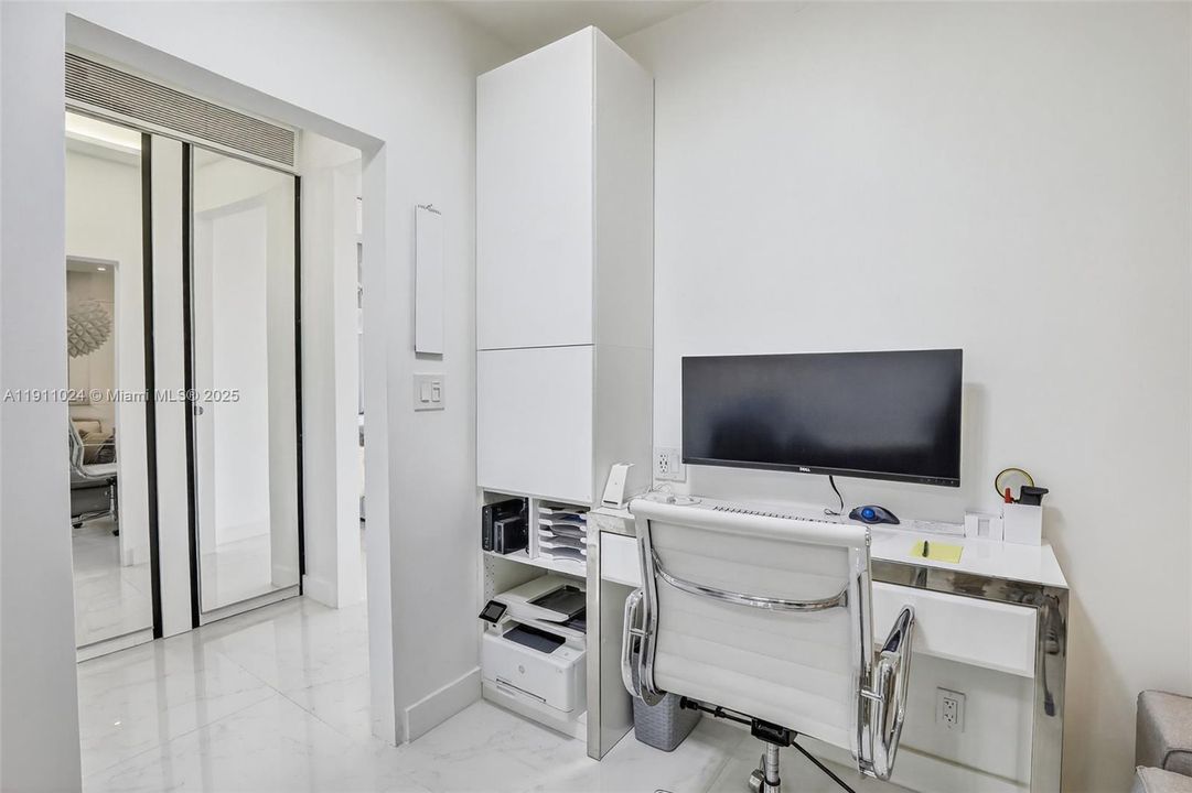 En Venta: $468,000 (2 camas, 2 baños, 1138 Pies cuadrados)