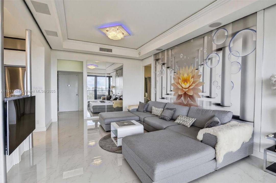 En Venta: $468,000 (2 camas, 2 baños, 1138 Pies cuadrados)