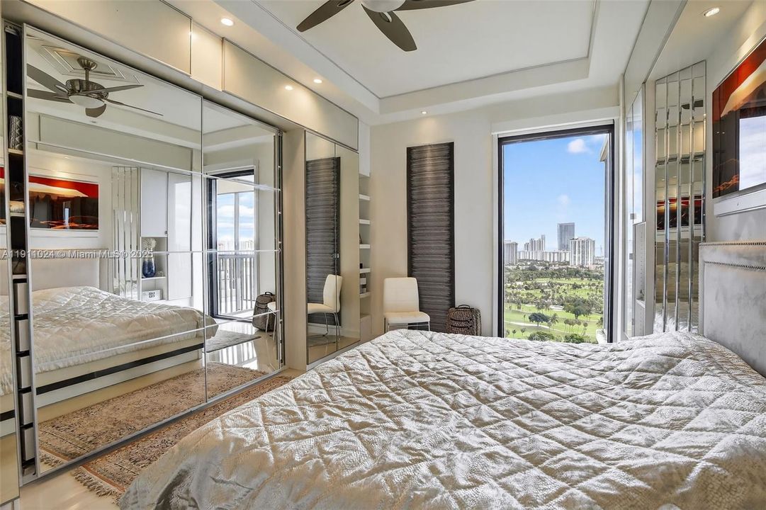 En Venta: $468,000 (2 camas, 2 baños, 1138 Pies cuadrados)