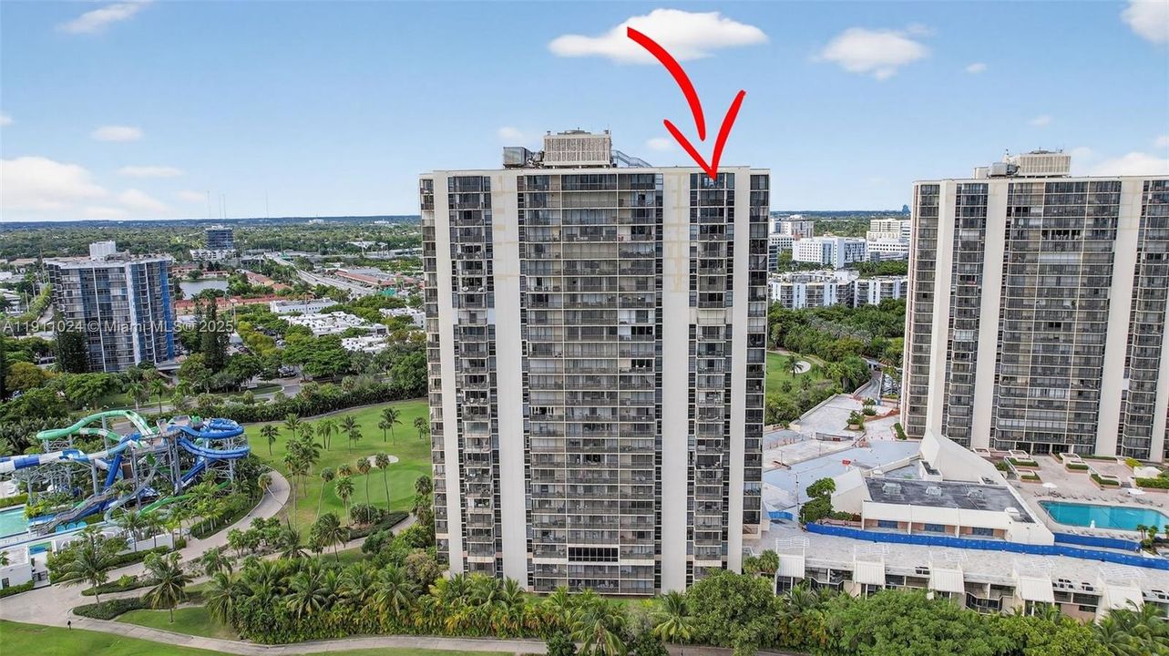 En Venta: $468,000 (2 camas, 2 baños, 1138 Pies cuadrados)