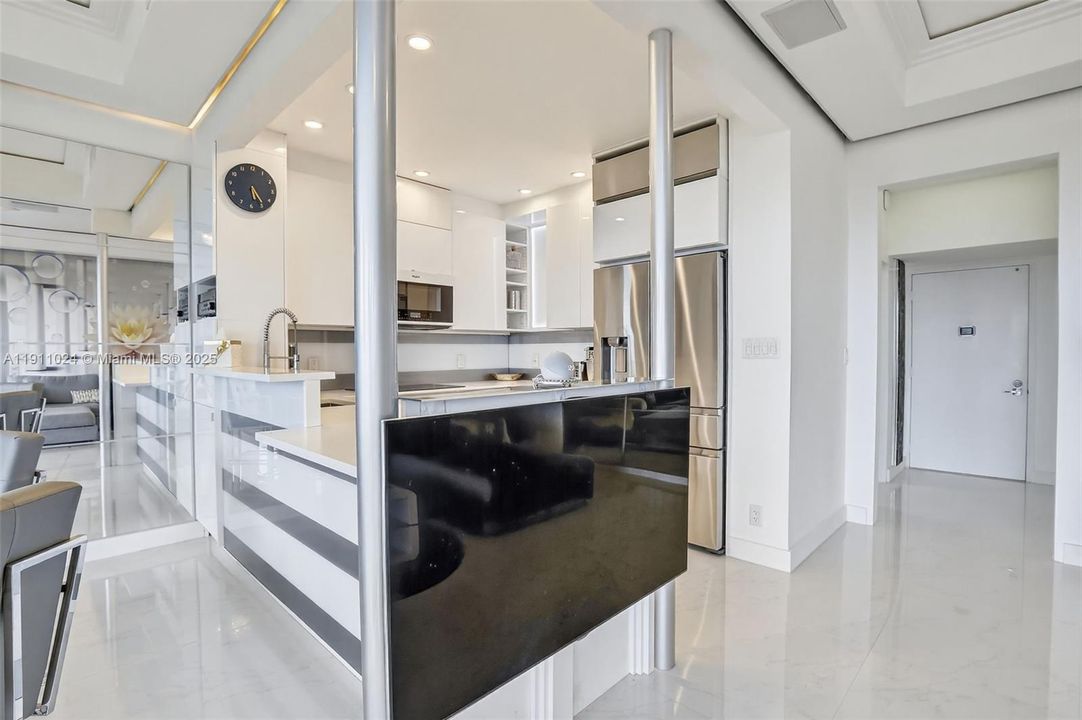 En Venta: $468,000 (2 camas, 2 baños, 1138 Pies cuadrados)