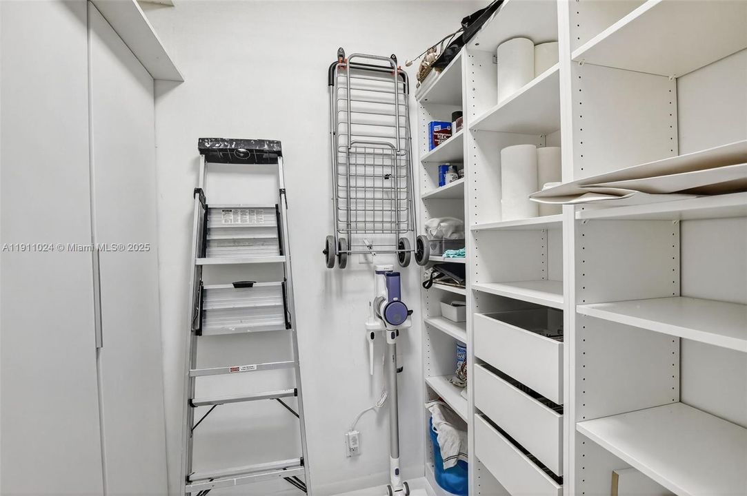 En Venta: $468,000 (2 camas, 2 baños, 1138 Pies cuadrados)