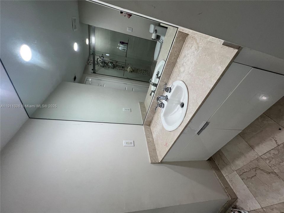 En Venta: $1,126,000 (3 camas, 2 baños, 0 Pies cuadrados)