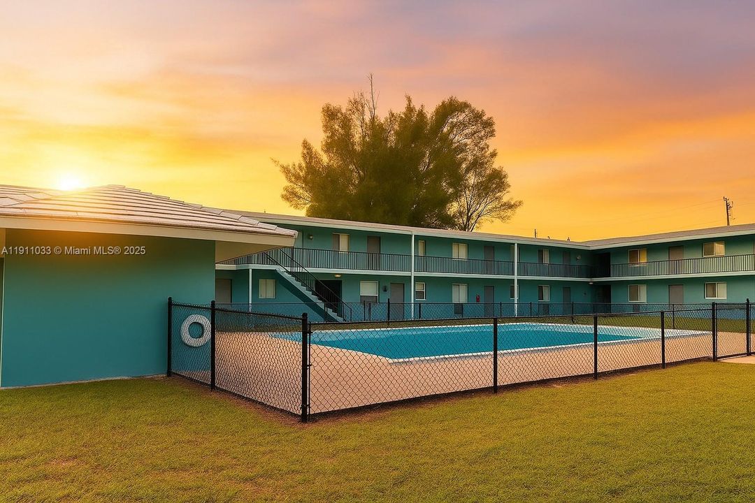 待售: $105,000 (2 贝兹, 1 浴室, 734 平方英尺)