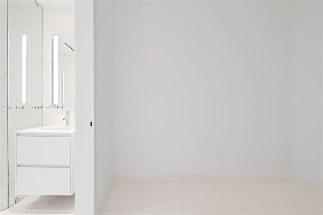 На продажу: $5,195,000 (4 спален, 5 ванн, 3214 Квадратных фут)