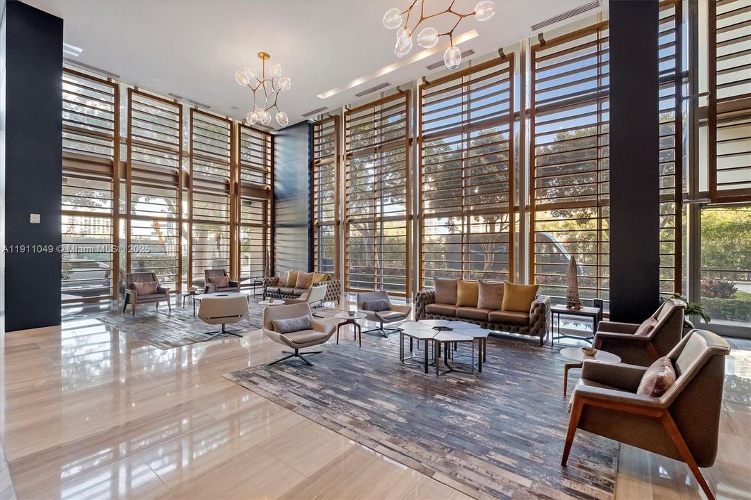 На продажу: $2,595,000 (2 спален, 2 ванн, 2178 Квадратных фут)