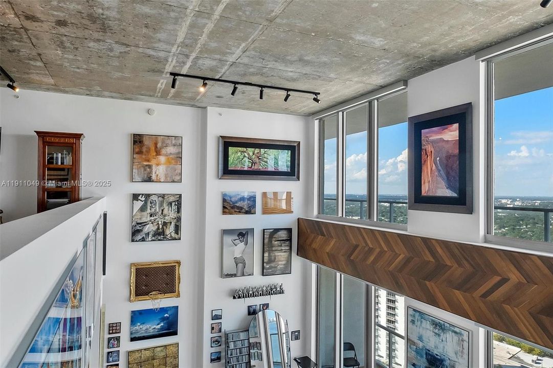 На продажу: $2,595,000 (2 спален, 2 ванн, 2178 Квадратных фут)