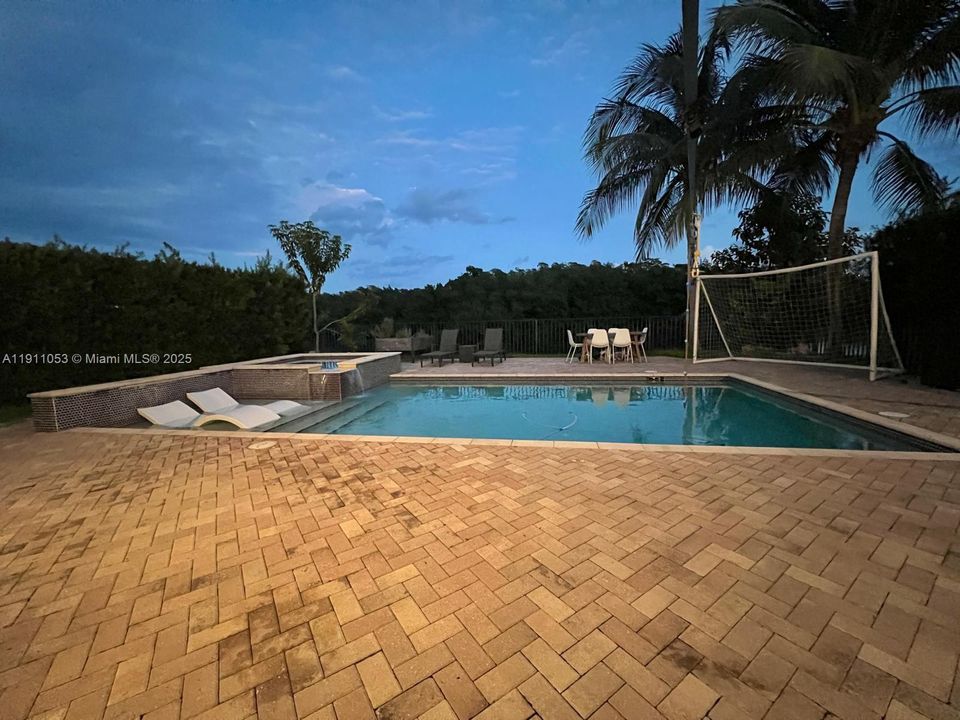 For Sale: $2,500,000 (4 beds, 4 baths, 2973 Square Feet)