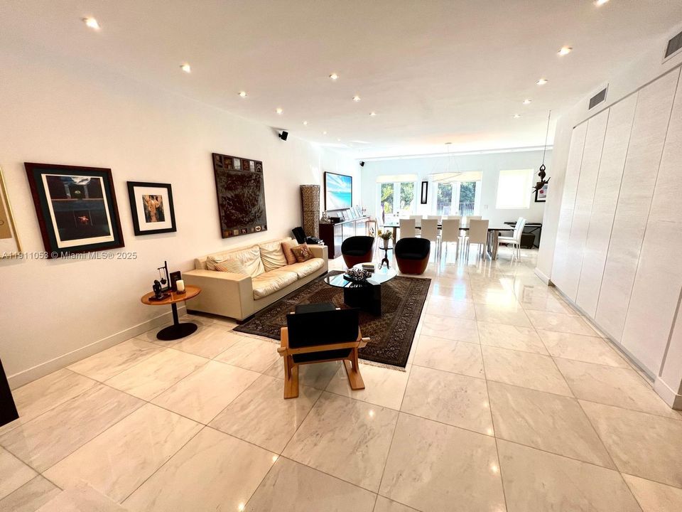 For Sale: $2,500,000 (4 beds, 4 baths, 2973 Square Feet)