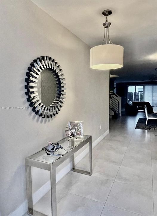 For Rent: $6,900 (5 beds, 4 baths, 3150 Square Feet)