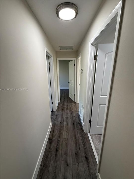 Active With Contract: $389,000 (3 beds, 3 baths, 1512 Square Feet)