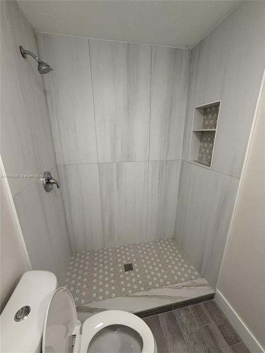 Active With Contract: $389,000 (3 beds, 3 baths, 1512 Square Feet)