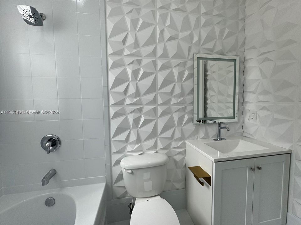 В аренду: $2,650 (2 спален, 2 ванн, 1205 Квадратных фут)