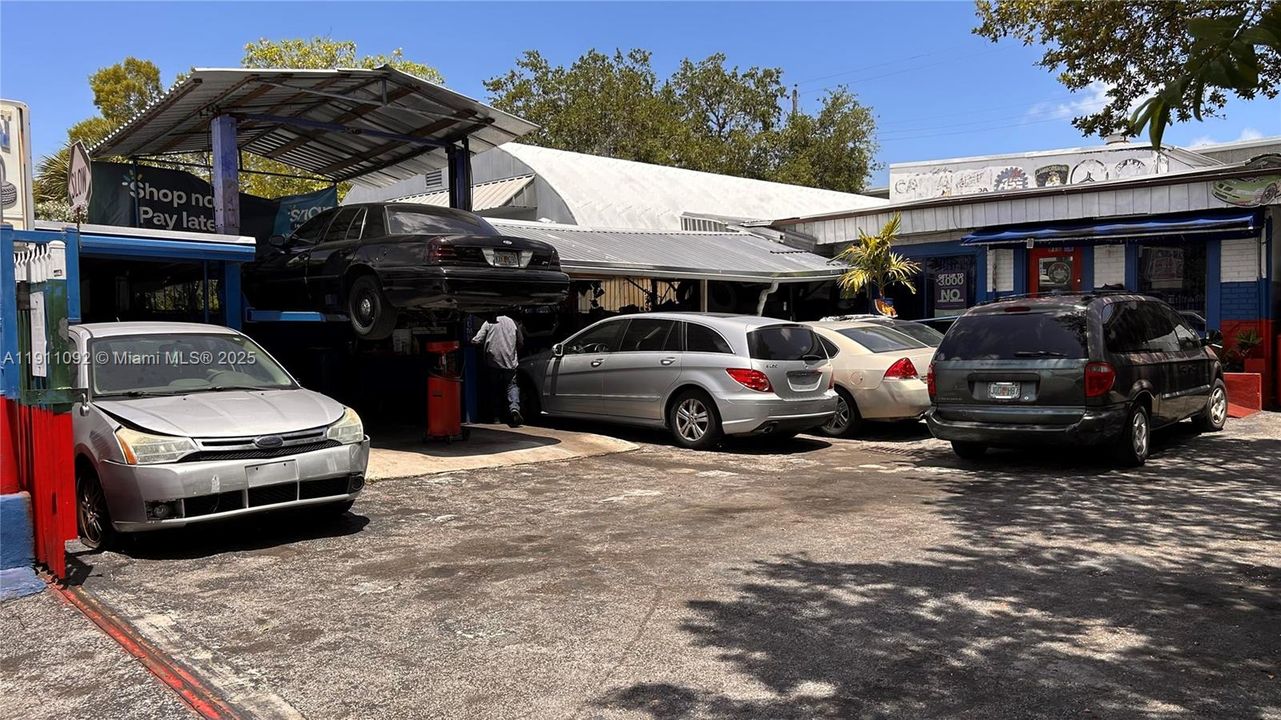 待售: $895,000 (0 贝兹, 0 浴室, 0 平方英尺)