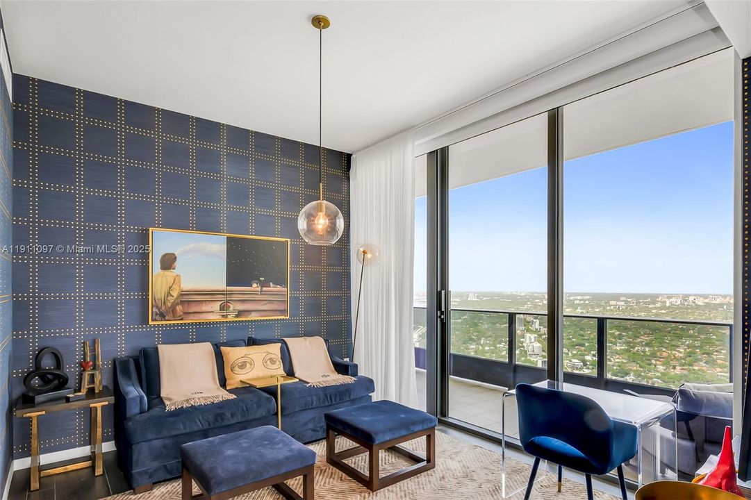 En Venta: $3,695,000 (3 camas, 3 baños, 1800 Pies cuadrados)